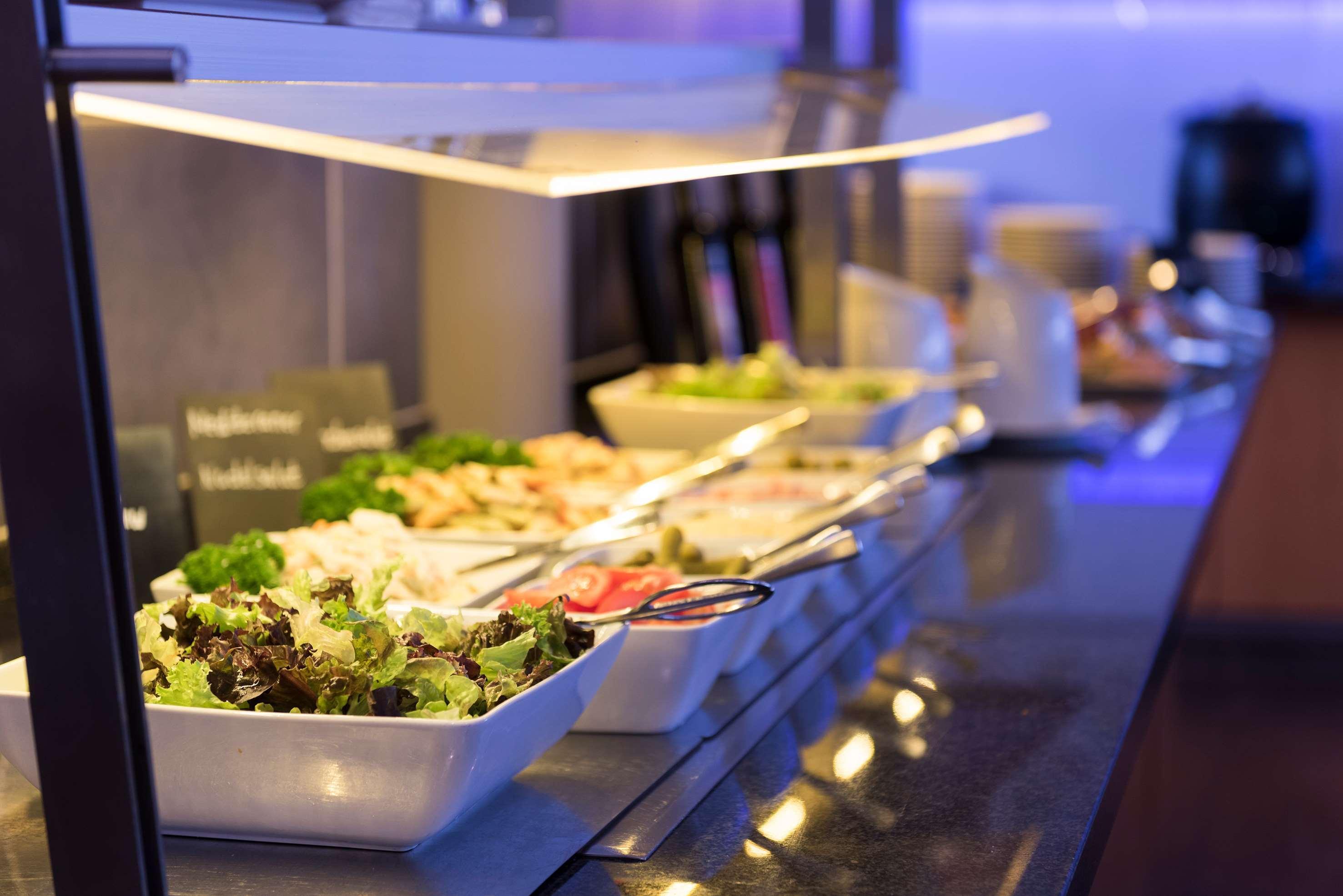 Courtyard By Marriott Dortmund Hotel Ngoại thất bức ảnh